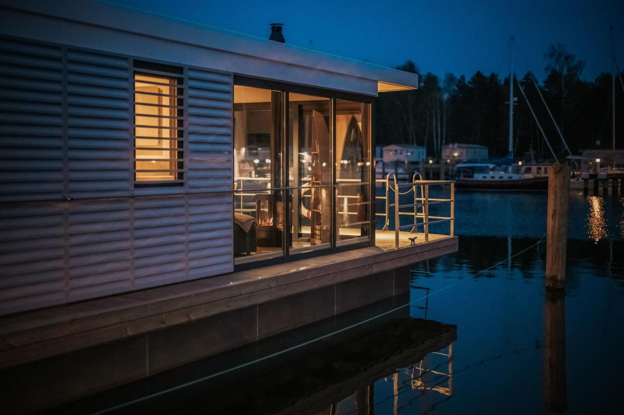 Floatinghouses Peenemünde Buitenkant foto
